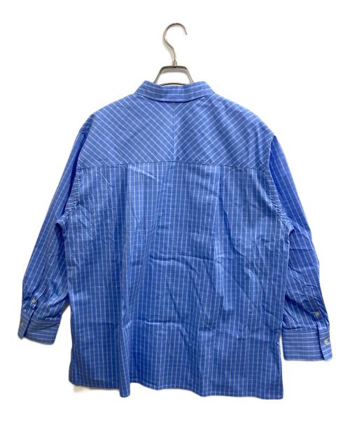 Lily Brown（リリーブラウン）Lily Brown (リリーブラウン) Lily Bearレターモチーフバリエシャツ ブルー サイズ:FREE 未使用品の古着・服飾アイテム