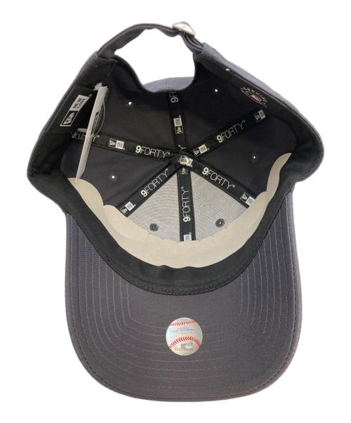 New Era（ニューエラ）New Era (ニューエラ) ラインストーン キャップ/9FORTY Rhinestone ニューヨーク・ヤンキース グラファイト グレー 未使用品の古着・服飾アイテム
