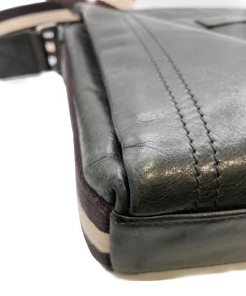 BALLY（バリー）BALLY (バリー) レザーショルダーバッグ ブラックの古着・服飾アイテム