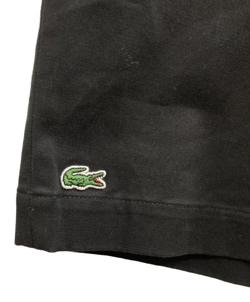 LACOSTE（ラコステ）LACOSTE (ラコステ) ソリッドバミューダギャバジンショーツ ブラック サイズ:US32の古着・服飾アイテム