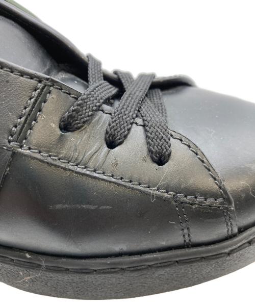 VALENTINO GARAVANI（ヴァレンティノ・ガラヴァーニ）VALENTINO GARAVANI (ヴァレンティノ・ガラヴァーニ) UNDERCOVER (アンダーカバー) コラボ レザースニーカー ブラック サイズ:41の古着・服飾アイテム