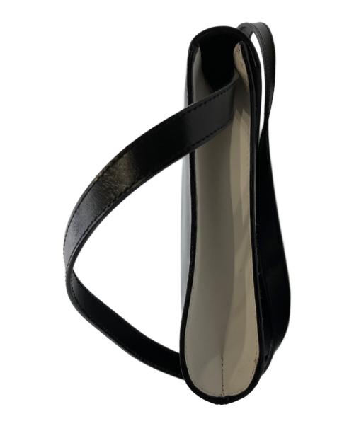 CELINE（セリーヌ）CELINE (セリーヌ) オールド ショルダーバッグ ホワイト×ブラックの古着・服飾アイテム