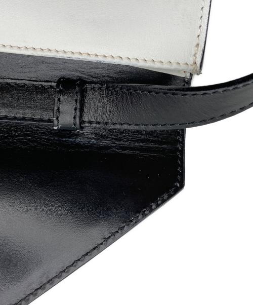 CELINE（セリーヌ）CELINE (セリーヌ) オールド ショルダーバッグ ホワイト×ブラックの古着・服飾アイテム