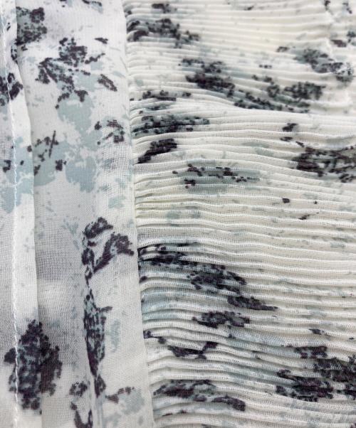 Snidel（スナイデル）Snidel (スナイデル) Sustainableフリルワンピース/スナイデル ホワイト サイズ:２の古着・服飾アイテム