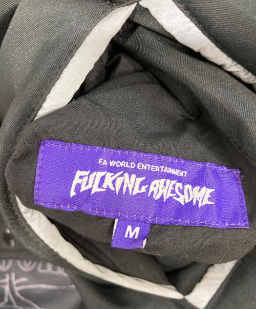 FUCKING AWESOME（ファッキンオーサム）FUCKING AWESOME (ファッキンオーサム) リフレクティブリバーシブルバーシティパファージャケット グレー×ブラック サイズ:Mの古着・服飾アイテム