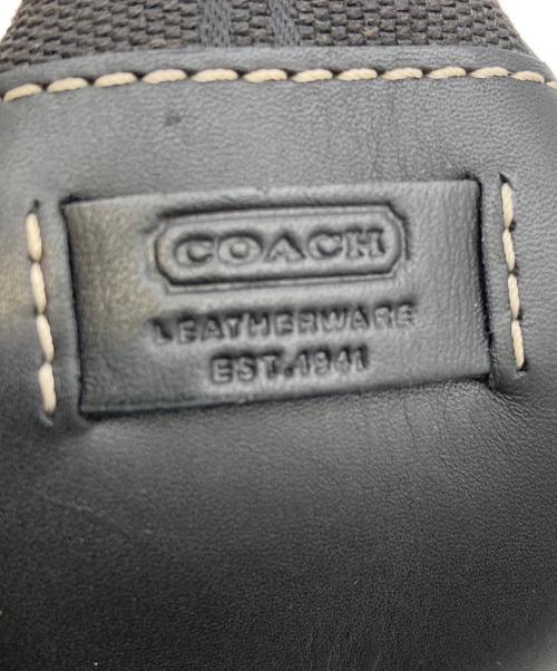 COACH（コーチ）COACH (コーチ) ハンドポーチ ブラックの古着・服飾アイテム