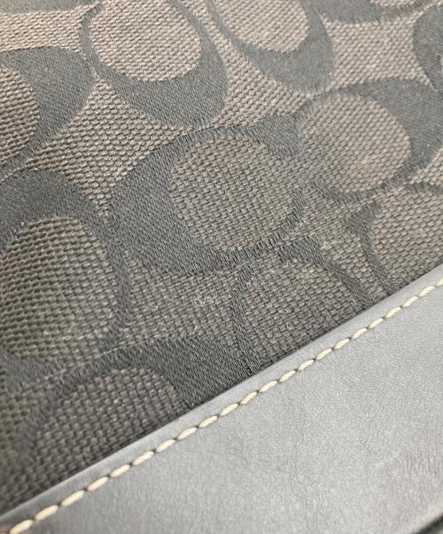 COACH（コーチ）COACH (コーチ) ハンドポーチ ブラックの古着・服飾アイテム