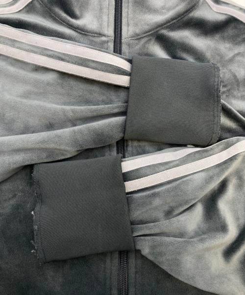 adidas（アディダス）adidas (アディダス) FB TT VELOUR / ファイヤーバード トラックトップ ベロア グレー サイズ:Ｌの古着・服飾アイテム