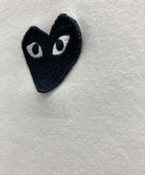 PLAY COMME des GARCONS（プレイコムデギャルソン）PLAY COMME des GARCONS (プレイコムデギャルソン) ハートワッペンTシャツ ホワイト サイズ:XLの古着・服飾アイテム