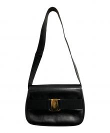 Salvatore Ferragamo（サルヴァトーレ フェラガモ）の古着「ヴァラ リボン ショルダーバッグ」｜ブラック