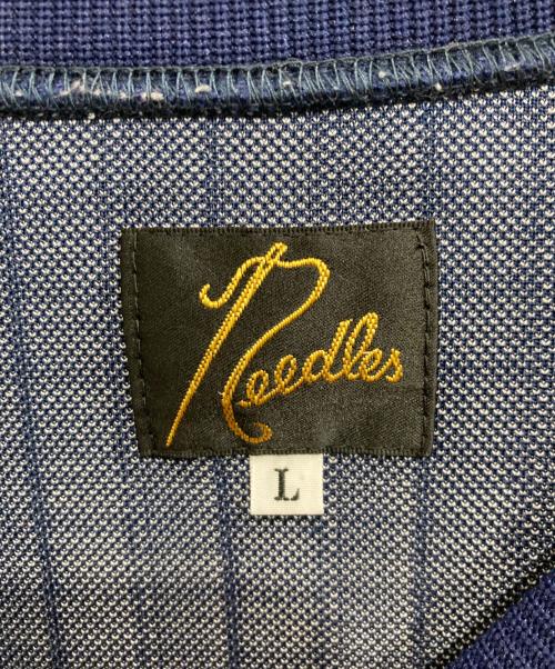 Needles（ニードルズ）Needles (ニードルズ) 別注Track S/S Crew Neck ブルー サイズ:Lの古着・服飾アイテム