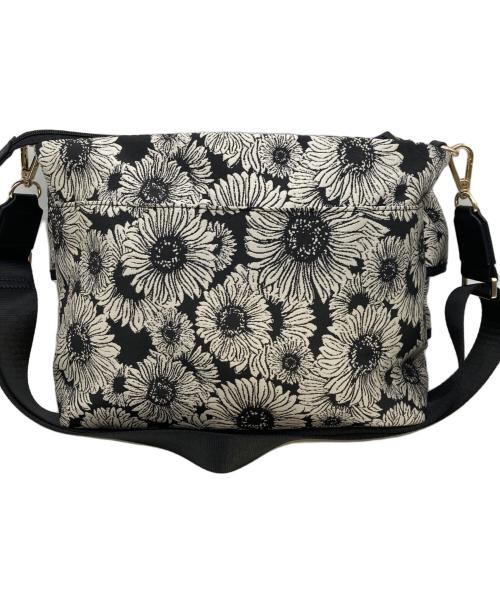 TOCCA（トッカ）TOCCA (トッカ) FRILL POCHETTE/フリル ポシェット ブラック×ホワイト サイズ:Fの古着・服飾アイテム