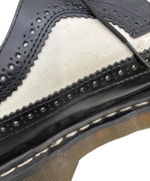 Dr.Martens（ドクターマーチン）Dr.Martens (ドクターマーチン) 10458 ウィングチップシューズ ホワイト×ブラック サイズ:USM9/USL10/UK8/EU42の古着・服飾アイテム