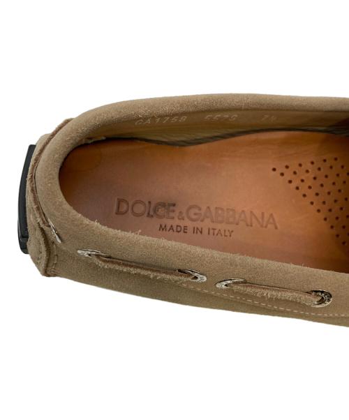 DOLCE & GABBANA（ドルチェ＆ガッバーナ）DOLCE & GABBANA (ドルチェ＆ガッバーナ) ドライビングシューズ ベージュ サイズ:7　1/2の古着・服飾アイテム