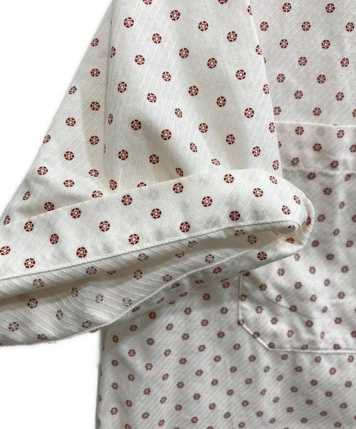 BUTCHER PRODUCTS（ブッチャープロダクツ）BUTCHER PRODUCTS (ブッチャープロダクツ) 半袖シャツ ホワイト サイズ:Mの古着・服飾アイテム