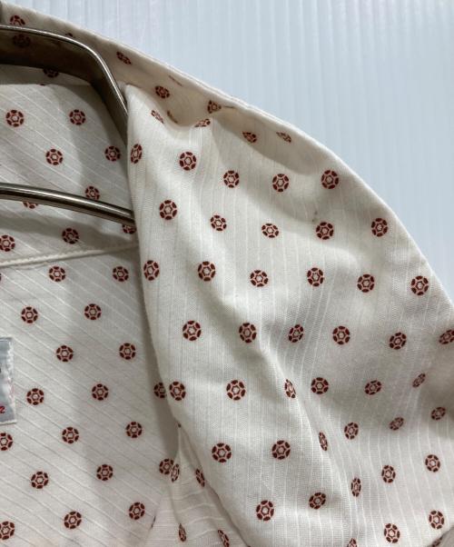 BUTCHER PRODUCTS（ブッチャープロダクツ）BUTCHER PRODUCTS (ブッチャープロダクツ) 半袖シャツ ホワイト サイズ:Mの古着・服飾アイテム