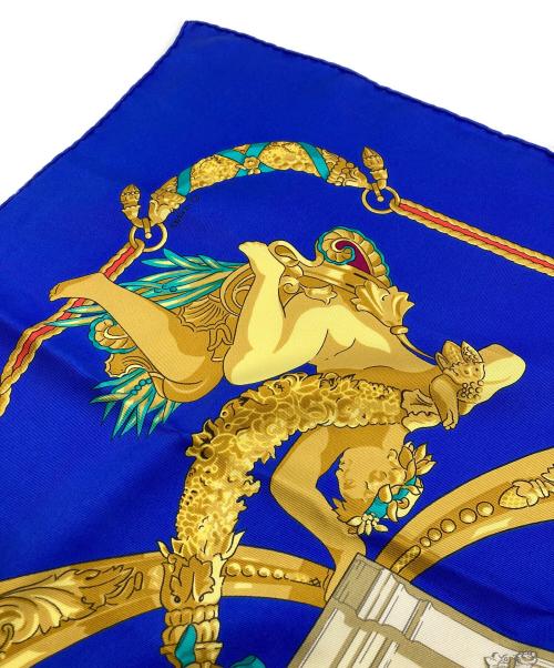 HERMES（エルメス）HERMES (エルメス) シルクスカーフ ブルー×ゴールドの古着・服飾アイテム