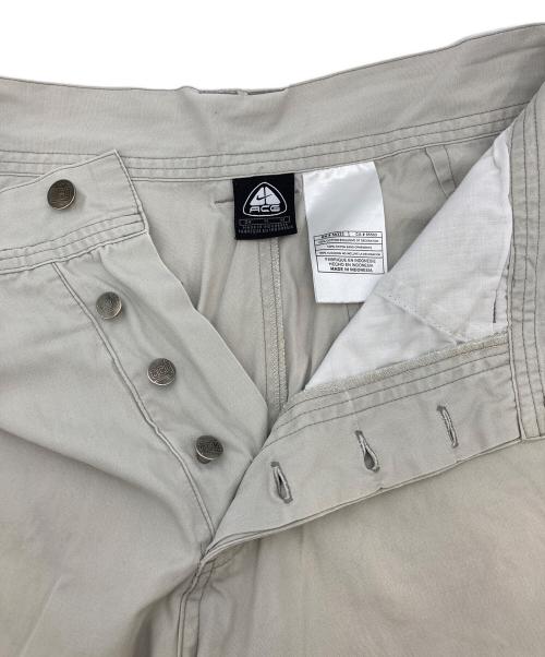 NIKE ACG（ナイキエーシージー）NIKE ACG (ナイキエーシージー) ペインターショーツ アイボリー サイズ:Mの古着・服飾アイテム