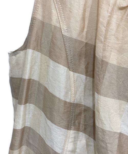 BURBERRY（バーバリー）BURBERRY (バーバリー) ノースリーブワンピース ベージュ サイズ:40の古着・服飾アイテム