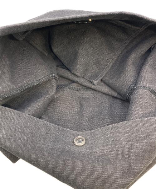 A.P.C.（アーペーセー）A.P.C. (アーペーセー) キャンバスショルダーバッグ/BESACE JOURNAL SMALLの古着・服飾アイテム