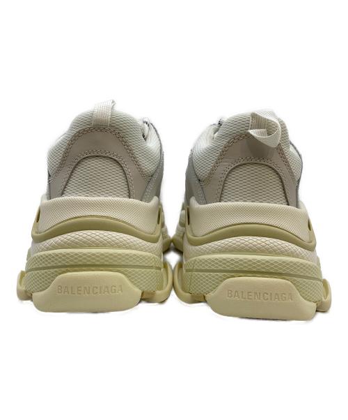 BALENCIAGA（バレンシアガ）BALENCIAGA (バレンシアガ) TRIPLE S SNEAKER/トリプルエス　スニーカー ホワイト サイズ:27cm/UK7/EU41/USA8の古着・服飾アイテム