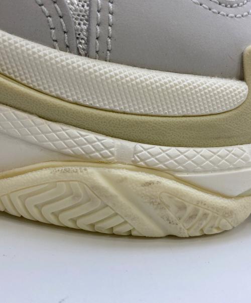 BALENCIAGA（バレンシアガ）BALENCIAGA (バレンシアガ) TRIPLE S SNEAKER/トリプルエス　スニーカー ホワイト サイズ:27cm/UK7/EU41/USA8の古着・服飾アイテム