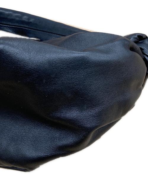 BOTTEGA VENETA（ボッテガベネタ）BOTTEGA VENETA (ボッテガベネタ) DOUBLE KNOTハンドバッグ ブラックの古着・服飾アイテム