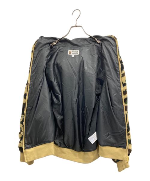 A BATHING APE（アベイシングエイプ）A BATHING APE (アベイシングエイプ) 1ST CAMO 2ND SHARK BOA HOODIE JACKET ブラウン サイズ:Mの古着・服飾アイテム