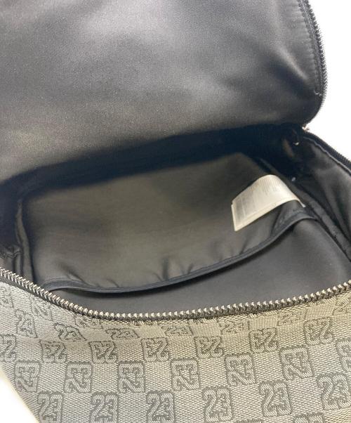 JORDAN BRAND（ジョーダン ブランド）JORDAN BRAND (ジョーダン ブランド) MONOGRAM BACKPACK DK SMOKE GREY グレーの古着・服飾アイテム