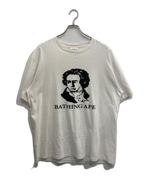 A BATHING APE（アベイシングエイプ）A BATHING APE (アベイシングエイプ) ベートーヴェン プリントTシャツ ホワイト サイズ:2XLの古着・服飾アイテム