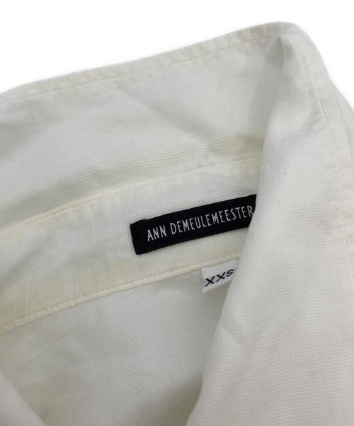 ANN DEMEULEMEESTER（アンドゥムルメステール）ANN DEMEULEMEESTER (アンドゥムルメステール) フリルシャツ ホワイト サイズ:XXSの古着・服飾アイテム