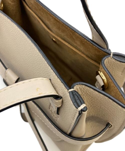 LOEWE（ロエベ）LOEWE (ロエベ) ゲートトップ ハンドバッグ ベージュの古着・服飾アイテム