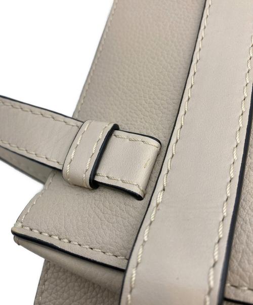 LOEWE（ロエベ）LOEWE (ロエベ) ゲートトップ ハンドバッグ ベージュの古着・服飾アイテム