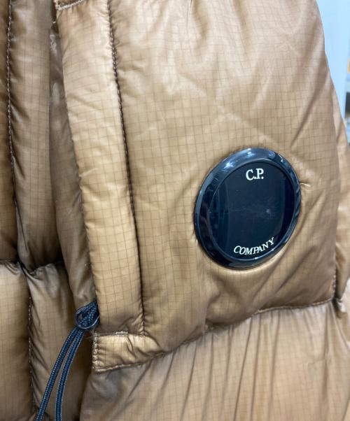 C.P COMPANY（シーピーカンパニー）C.P COMPANY (シーピーカンパニー) DD Shell Down Jacket/DD シェルダウンジャケット ブラウン サイズ:48の古着・服飾アイテム