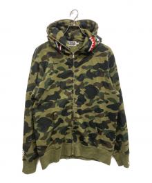 A BATHING APE（アベイシングエイプ）の古着「1st Camo Shark Zip Hoodie」｜オリーブ