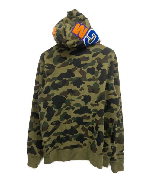 A BATHING APE（アベイシングエイプ）A BATHING APE (アベイシングエイプ) 1st Camo Shark Zip Hoodie オリーブ サイズ:Lの古着・服飾アイテム