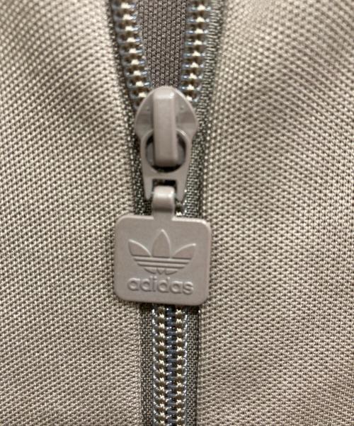 adidas（アディダス）adidas (アディダス) アディカラー スリーストライプス トラックトップ ワンピース ブラウン サイズ:Lの古着・服飾アイテム