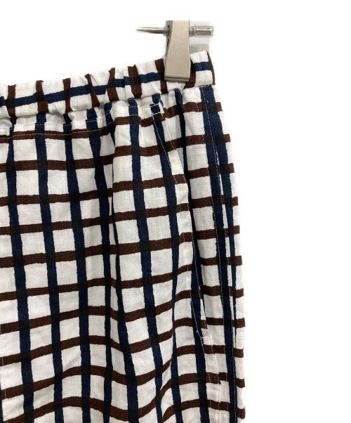 UNITED ARROWS（ユナイテッドアローズ）UNITED ARROWS (ユナイテッドアローズ) リネン チェック パッチポケット イージーパンツ ホワイト×ブラウン サイズ:38の古着・服飾アイテム