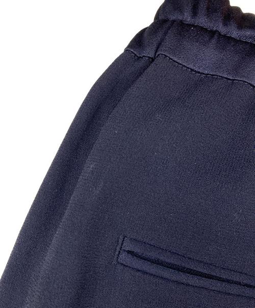 L'UNE（リュンヌ）L'UNE (リュンヌ) サイドラインパンツ（バックサテンジョーゼット） ネイビー サイズ:36の古着・服飾アイテム