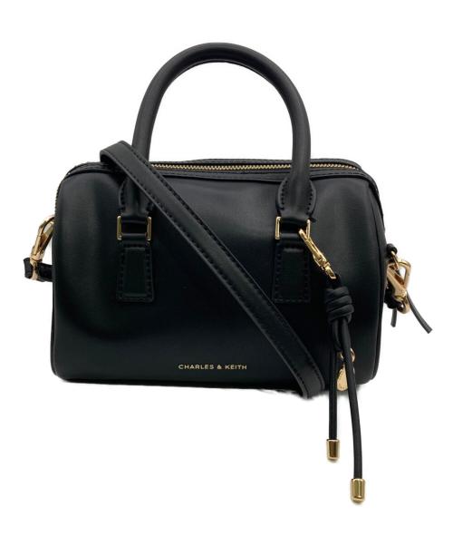 CHARLES & KEITH（チャールズアンドキース）CHARLES & KEITH (チャールズアンドキース) Everleigh エベルレイ ボウリングバッグ ブラックの古着・服飾アイテム