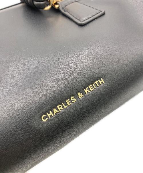 CHARLES & KEITH（チャールズアンドキース）CHARLES & KEITH (チャールズアンドキース) Everleigh エベルレイ ボウリングバッグ ブラックの古着・服飾アイテム