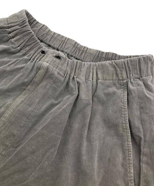 MARKA（マーカ）MARKA (マーカ) KNEE SWITCH EASY PANTS グレー サイズ:2の古着・服飾アイテム