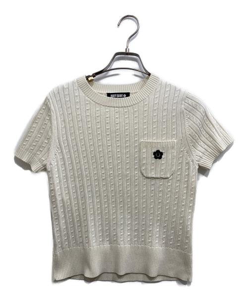 MARY QUANT（マリークヮント）MARY QUANT (マリークヮント) デイジーワンポイントショートスリーブニット ホワイト サイズ:Ｍの古着・服飾アイテム