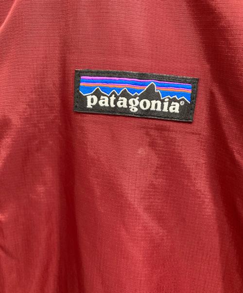 Patagonia（パタゴニア）Patagonia (パタゴニア) トレントシェルジャケット レッド×カーキ サイズ:XLの古着・服飾アイテム
