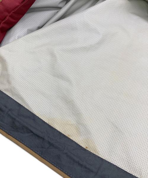 Patagonia（パタゴニア）Patagonia (パタゴニア) トレントシェルジャケット レッド×カーキ サイズ:XLの古着・服飾アイテム