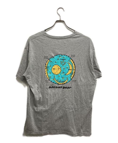 san san gear（サンサンギア）SAN SAN GEAR (サンサンギア) プリントTシャツ グレー サイズ:3の古着・服飾アイテム