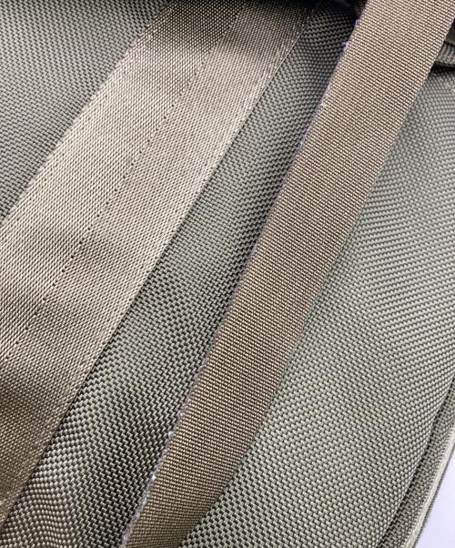 BRIEFING（ブリーフィング）BRIEFING (ブリーフィング) A4 3ウェイライナー/A4 3WAY LINER カーキの古着・服飾アイテム