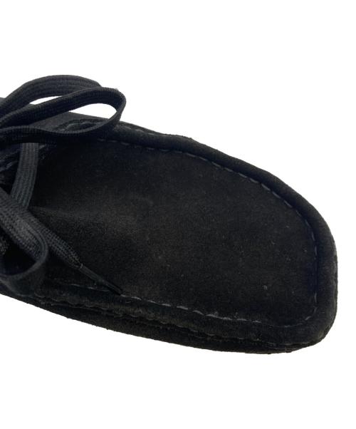 CLARKS（クラークス）CLARKS (クラークス) ワラビースウェードシューズ ブラック サイズ:25.5cm / US8 / UK7 / EU41の古着・服飾アイテム