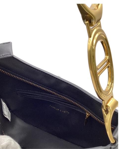 CHARLES & KEITH（チャールズアンドキース）CHARLES & KEITH (チャールズアンドキース) アシメトリカル ショルダーバッグ ブラックの古着・服飾アイテム
