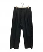 MAISON SPECIALメゾンスペシャル）の古着「Triacetate Three Tuck Wide Pants」｜ブラック